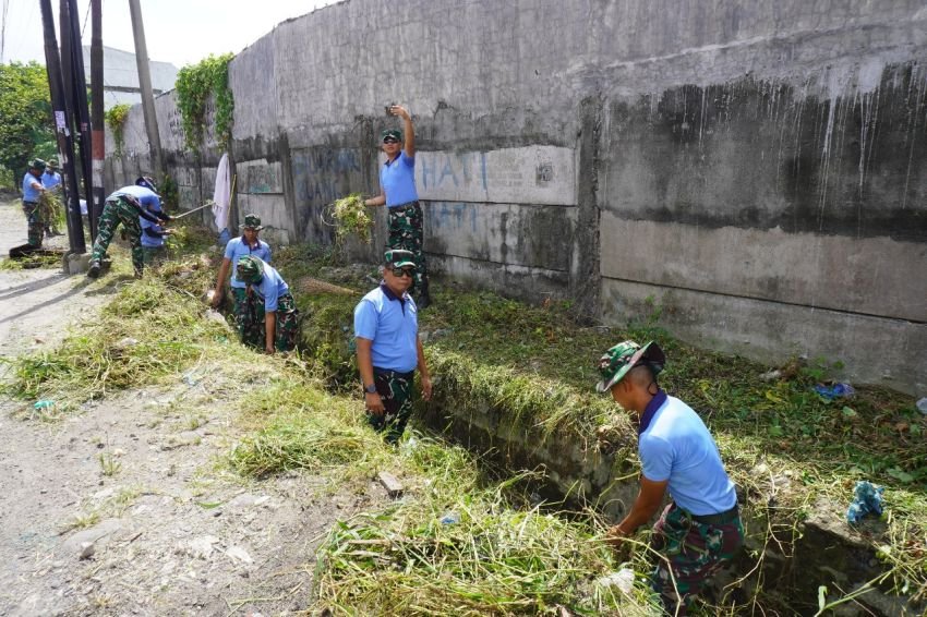 Wujud Nyata Peduli Lingkungan, TNI AU Wilayah Medan Gelar Karya Bakti Peringati Hari Bakti ke-78
