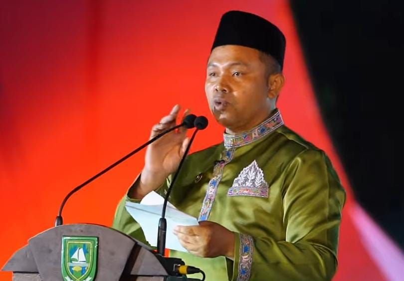 Pacu Jalur Diklaim Warganet Malaysia, Gubernur Riau: Fakta dan Realitanya Ada di Kuantan Singingi