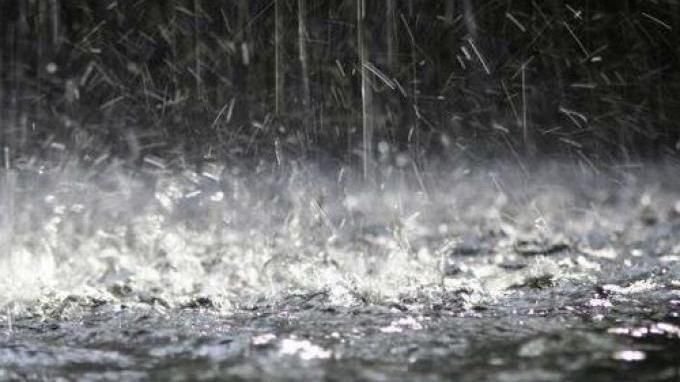 Hujan Deras Sebabkan Banjir di Tangsel, Sejumlah Kawasan Masih Tergenang