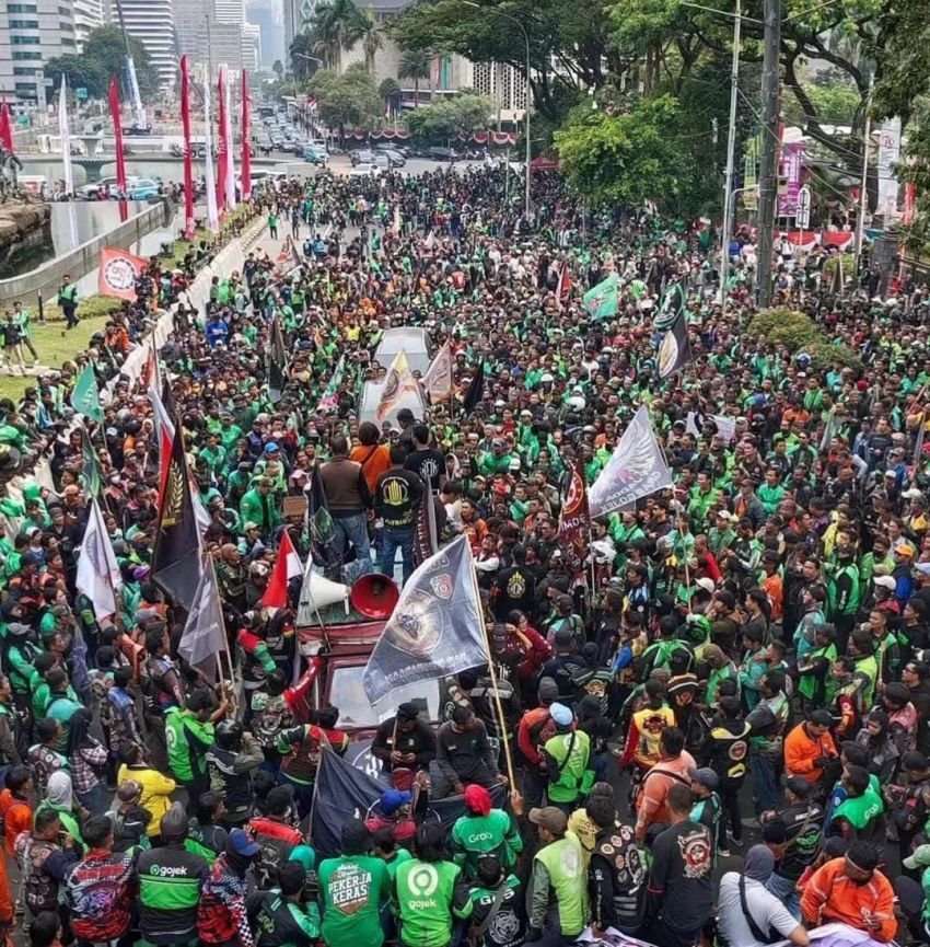 Demo Ojol di Monas Hari Ini, 1.437 Polisi Dikerahkan