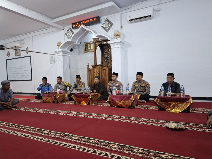 Jumat Curhat Polresta Denpasar, Wadah Aspirasi Umat di Musholla Al-Barokah