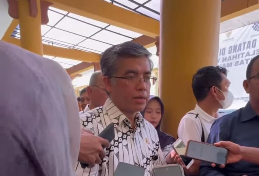 Menaker Tegaskan: BSU Bukan untuk Judol, Pengawasan Diperketat!