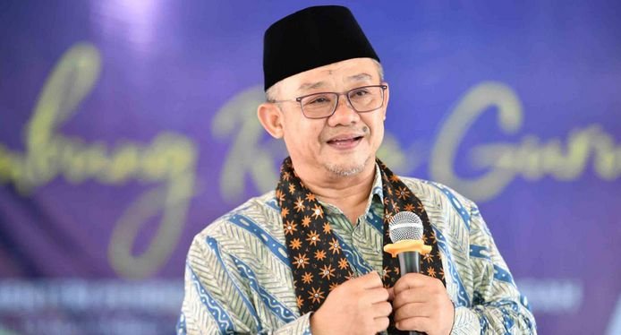 Keterlibatan TNI-Polri dalam MPLS Jabar Jadi Sorotan, Mendikdasmen: Tanya Pak Gubernur Saja