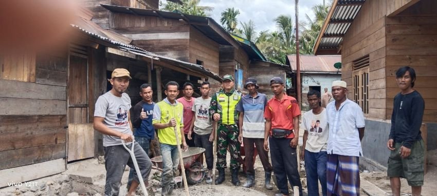 Babinsa Koramil Terangon Bersama Warga Bangun Jalan Rabat Beton, Pangdam IM: Ini Wujud Nyata Pengabdian TNI