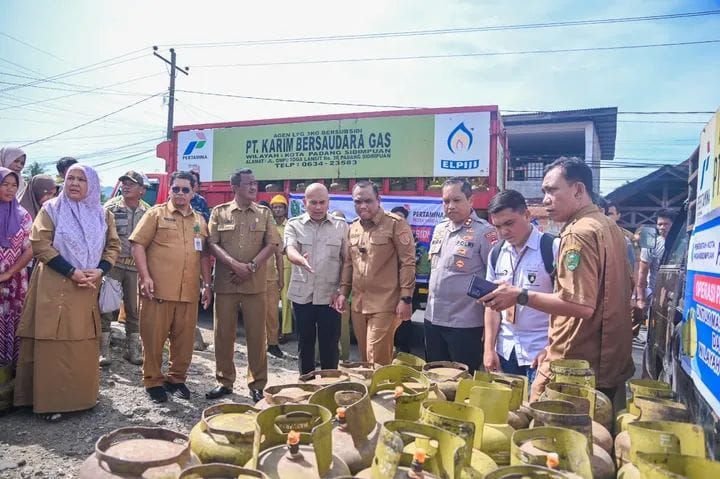 Operasi Pasar LPG 3 Kg di Padangsidimpuan Dinilai Sekadar Seremonial, Bukan Solusi Jangka Panjang