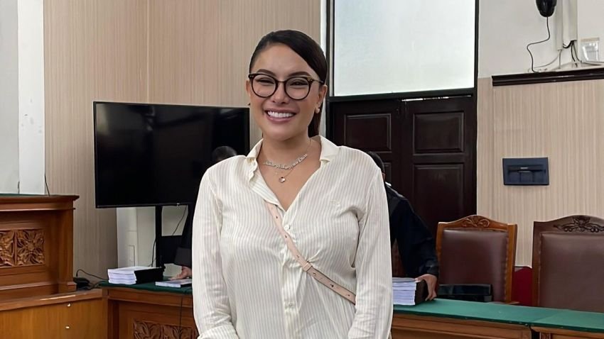 Nikita Mirzani Minta Presiden Prabowo Bubarkan Lembaga Pelindung Mafia Skincare