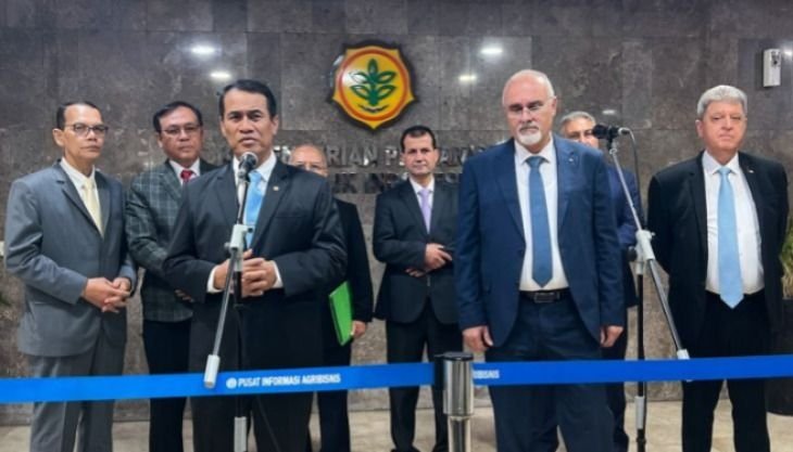 RI Hibahkan 10 Ribu Ton Beras ke Palestina, Mentan: Arahan Langsung Presiden Prabowo