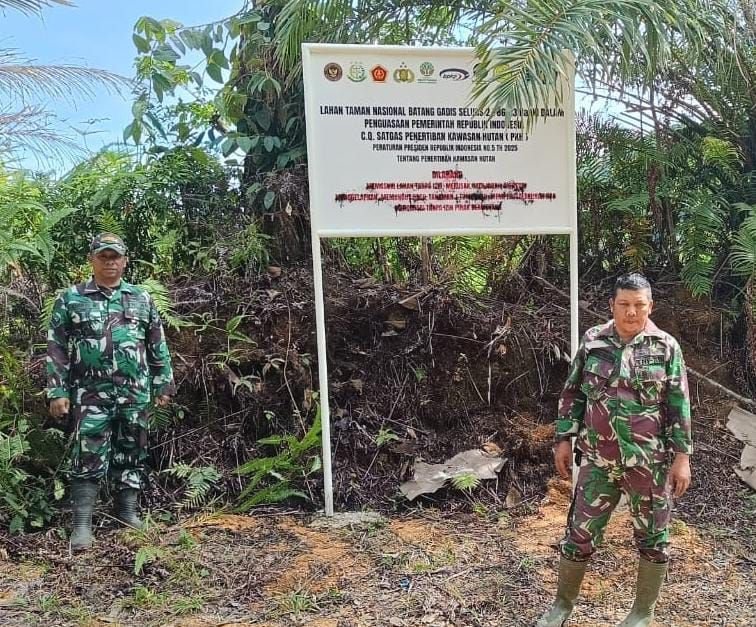 Meski Cuaca Tak Menentu, Tim Satgas PKH Tetap Patroli Jaga Kelestarian Hutan TNBG