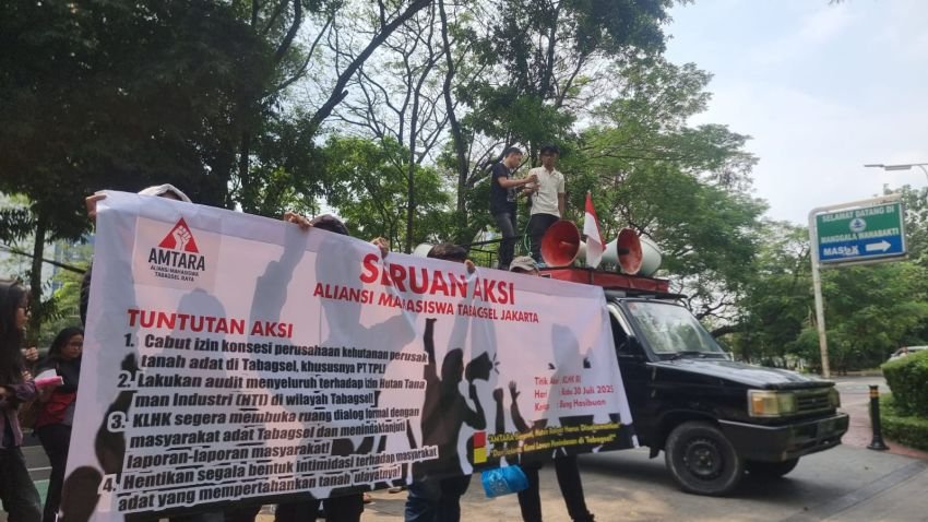 AMTARA Geruduk KLHK, Tuntut Hentikan Perampasan Tanah Adat Tabagsel