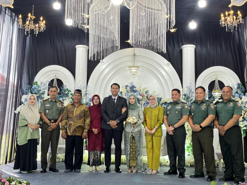 Dandim Jembrana Hadiri Pernikahan Putra Purnawirawan, Wujud Soliditas Keluarga Besar TNI