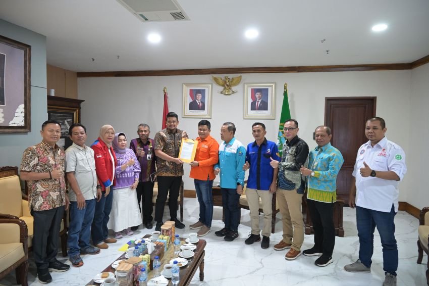 Gubernur Sumut Respon Aspirasi Buruh, Dorong Program KPR Subsidi dan Penanganan PHK