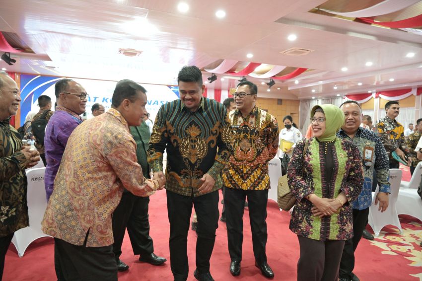 Bobby Nasution Gelontorkan 15.700 Ton Beras Lewat Operasi Pasar untuk Kendalikan Harga