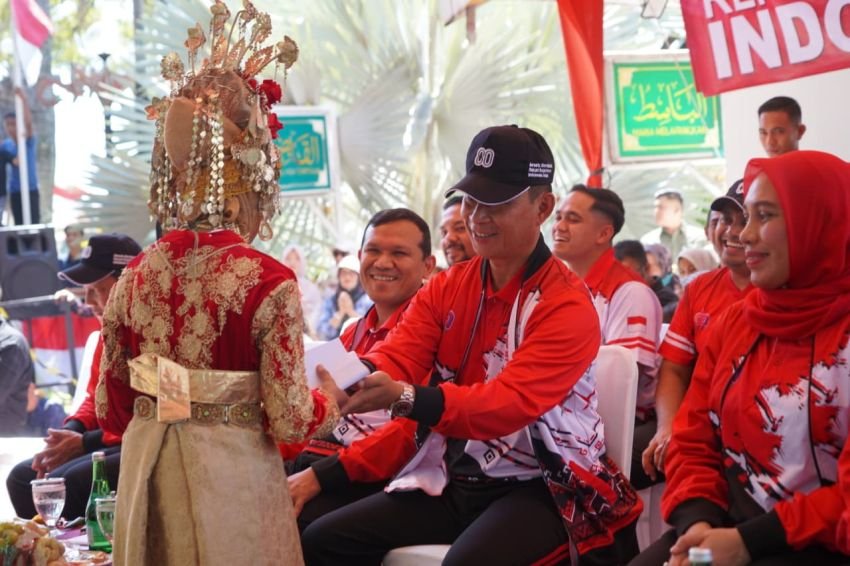 Pangdam Iskandar Muda Ajak Generasi Muda Lestarikan Budaya dan Semangat Kemerdekaan dalam Pawai Budaya HUT ke-80 RI di Banda Aceh