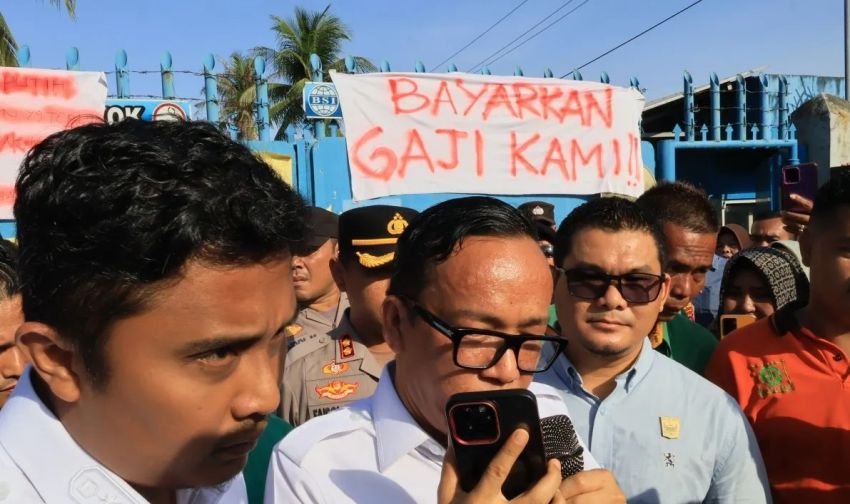 Wamenaker Tegur Langsung Pemilik PT Bumi Sarimas Indonesia, Terkait Gaji 750 Karyawan yang Belum Dibayar!