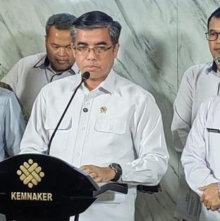 Menaker Imbau Perusahaan Berikan Waktu Pekerja Ikut Rayakan HUT ke-80 RI pada 18 Agustus