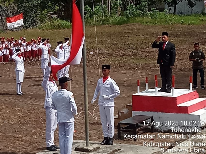 Anggota DPRD Nias Utara Hadiri Upacara Penaikan Bendera Merah Putih HUT ke-80 Kemerdekaan RI di Namohalu Esiwa, Ajak Semangat Membangun Bangsa