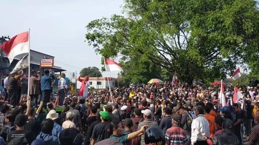 Kenaikan PBB 250% Jadi Pemicu, Ribuan Warga Pati Gelar Aksi Damai Tuntut Bupati Sudewo Mundur