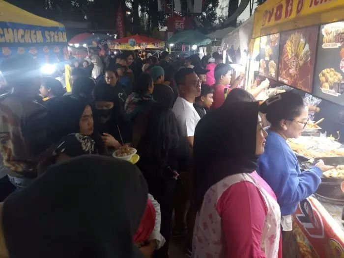 Ribuan Pengunjung Padati Hari Terakhir Festival Bunga & Buah Berastagi