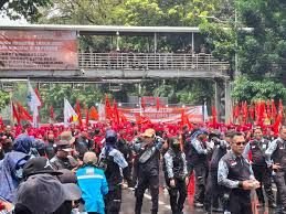 Puluhan Ribu Buruh Gelar Aksi Nasional 28 Agustus, Usung Tuntutan Hapus Outsourcing dan Tolak Upah Murah