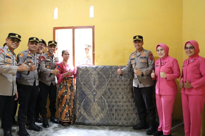 Polres Tapteng Resmikan Bantuan Rumah Layak Huni, Wujudkan Komitmen Sosial Lewat Program "Tapteng Membara"