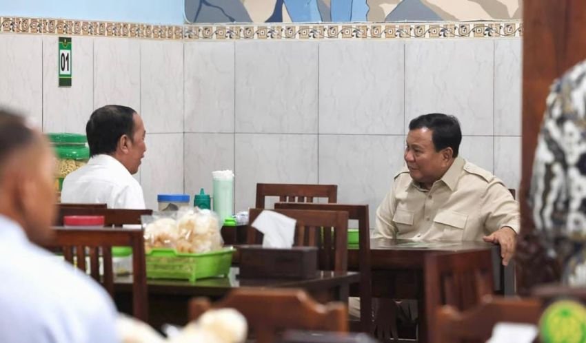 Hasto Dapat Amnesti, Jokowi: Tak Ada Pembicaraan dengan Prabowo