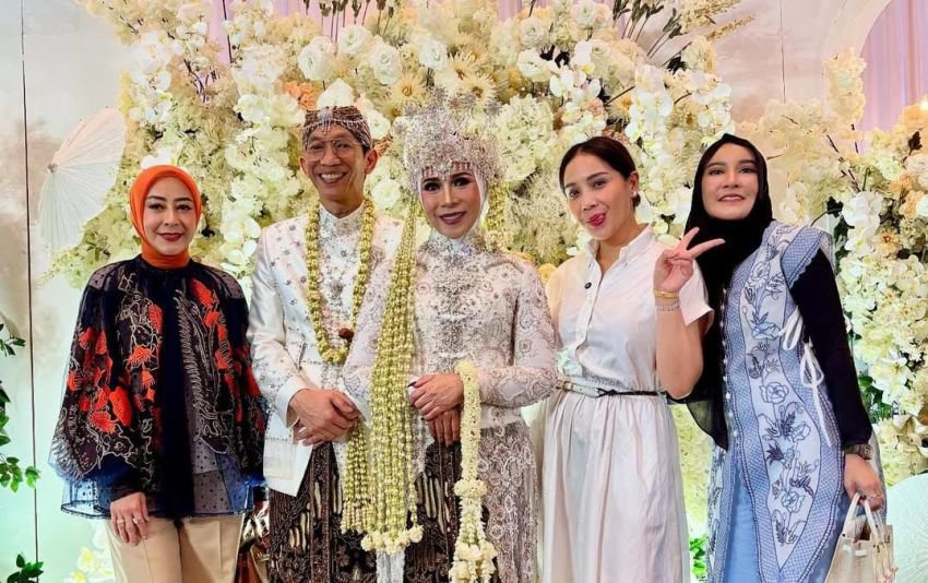 Melly Goeslaw dan Anto Hoed Gelar Resepsi Pernikahan Mewah, Ini Faktanya!