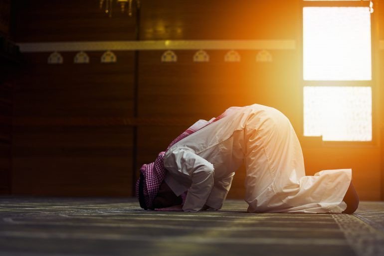Sholat Subuh Sampai Jam Berapa? Ini Penjelasan Lengkapnya!
