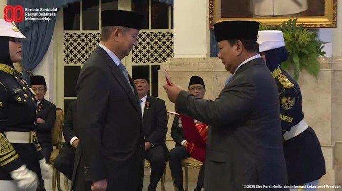 Presiden Prabowo Anugerahi Bintang Mahaputera kepada Hashim Djojohadikusumo dan Burhanuddin Abdullah