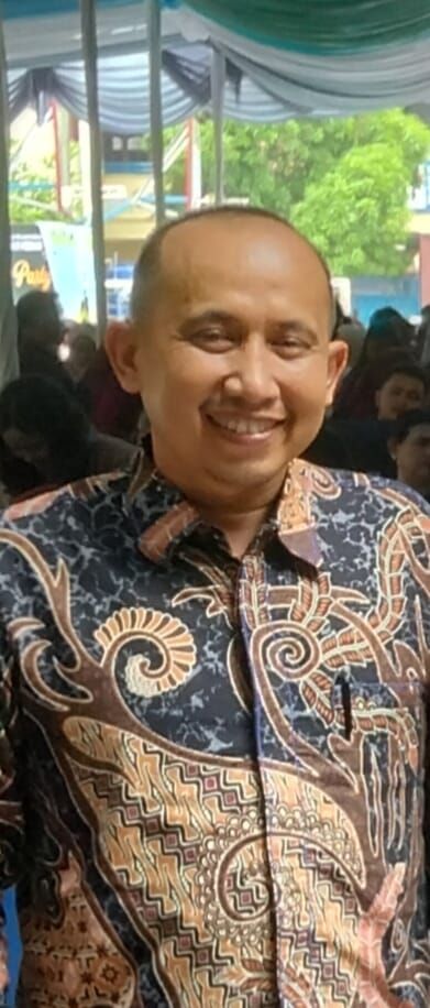 Guru dan Dosen, Dari &ldquo;Beban Negara&rdquo; ke Modal Bangsa