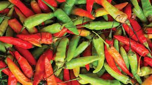 Bapanas Catat Penurunan Harga Cabai, Bawang, Beras, dan Minyak Goreng di Pasar Nasional