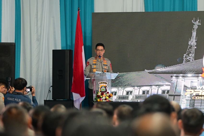 Kapolda Bali Kunjungi Polresta Denpasar, Berikan Arahan dan Penghargaan kepada Personel