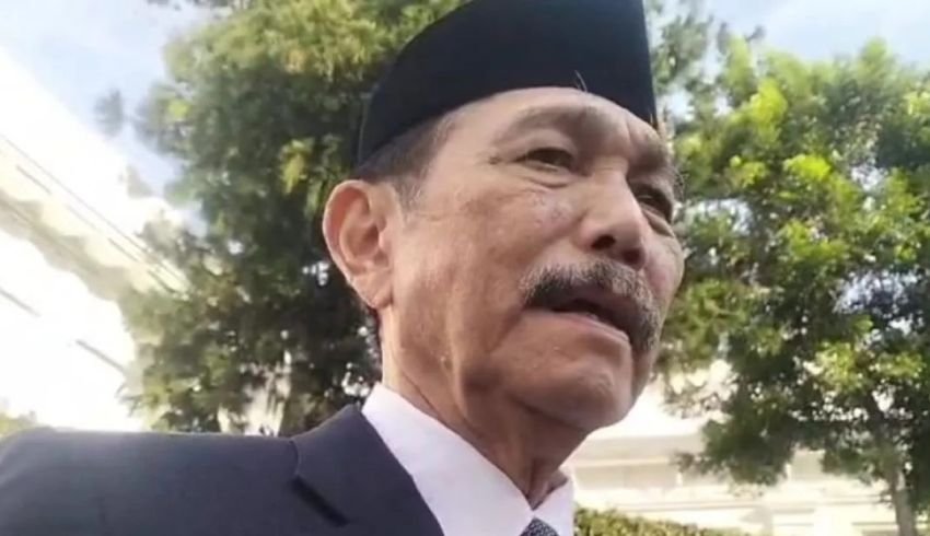 Luhut Soroti Kekompakan SBY, Jokowi, dan Prabowo Saat Upacara HUT ke-80 RI