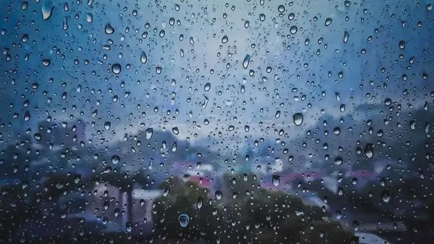 Cuaca Jakarta Hari Ini, Sabtu 9 Agustus 2025: Hujan Ringan Mengintai Sepanjang Hari