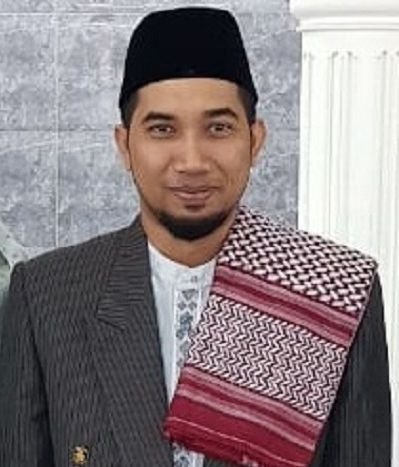 Ustadz Dr. Badrul Munir Bahas Pelajaran Penting di Balik Keruntuhan Kekuasaan dalam Sejarah