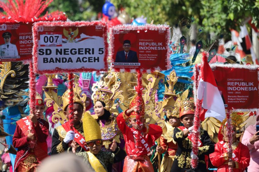 Karnaval Budaya HUT RI ke-80 di Banda Aceh Meriah, Ribuan Warga Tumpah Ruah