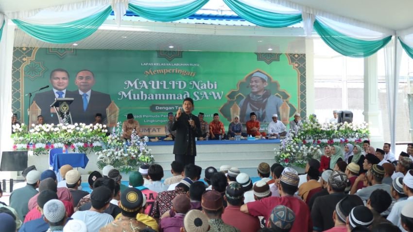 Peringati Maulid Nabi, Warga Binaan Lapas Labuhan Ruku Meriahkan dengan Hadroh dan Puisi Islami