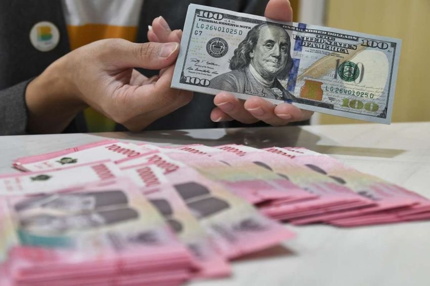 Rupiah Melemah ke Rp16.450 per Dolar AS, Mata Uang Asia Cenderung Menguat