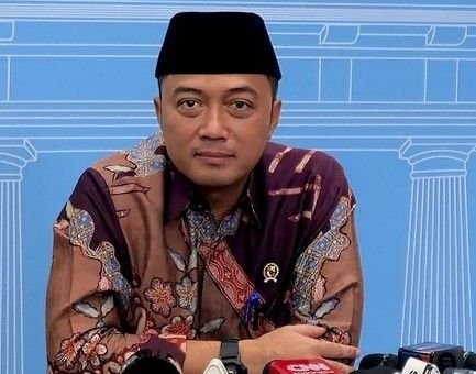Tidak Ada Surpres Pergantian Kapolri, Mensesneg Prasetyo Hadi Tegaskan: Belum Ada Surat ke DPR