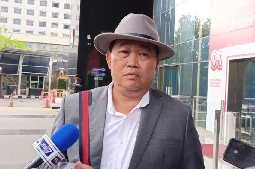 Boyamin Serahkan Bukti Baru Kasus Korupsi Kuota Haji 2024 ke KPK