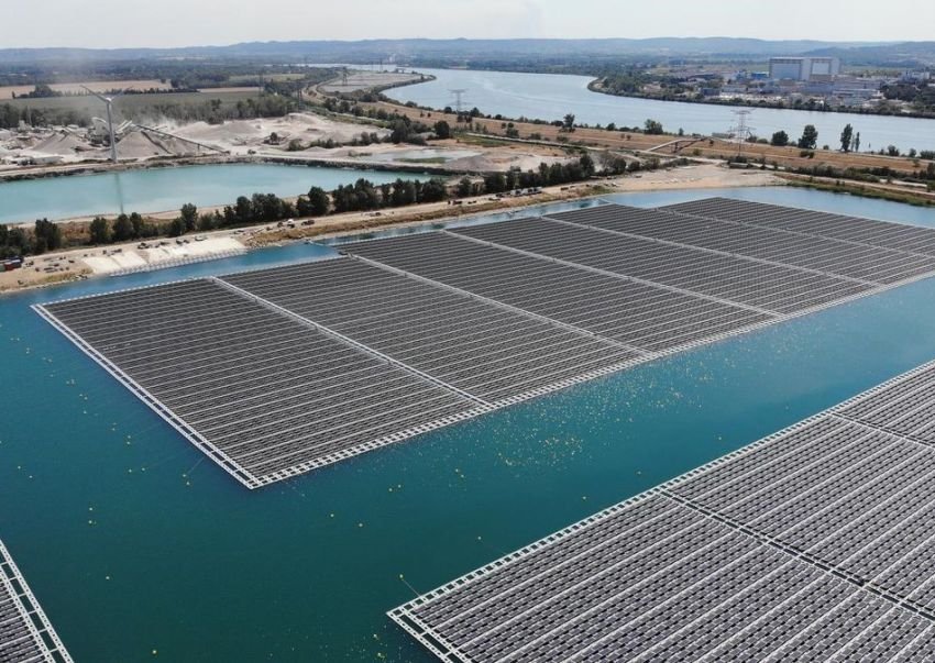 PLTS Terapung 60 MW di Waduk Saguling Resmi Dibangun, Target Hasilkan 129 Juta kWh per Tahun