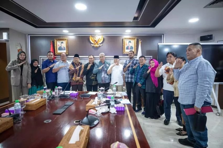 Mensos Gus Ipul Minta DPRD Sumut Awasi Sekolah Rakyat, Jadi Model Pengentasan Kemiskinan Terpadu