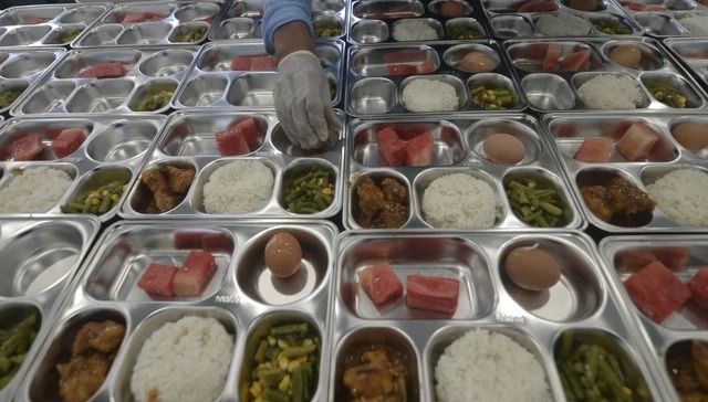 Food Tray MBG Diduga Mengandung Minyak Babi, Bea Cukai: Kami Tidak Cek Satu per Satu