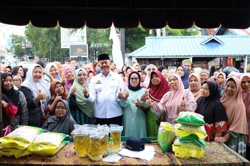 Beras Murah Premium dan Minyakita Diserbu Warga, Pemkab Madina Kembali Gelar GPM di Panyabungan
