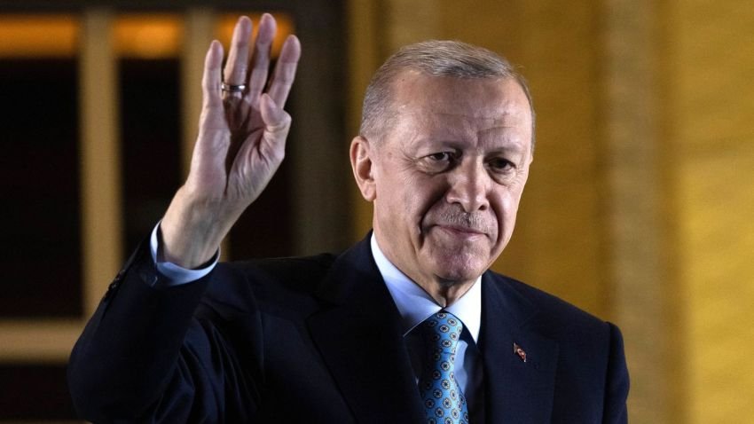 Puluhan Ribu Warga Turki Demo di Ankara Tuntut Presiden Erdogan Mundur
