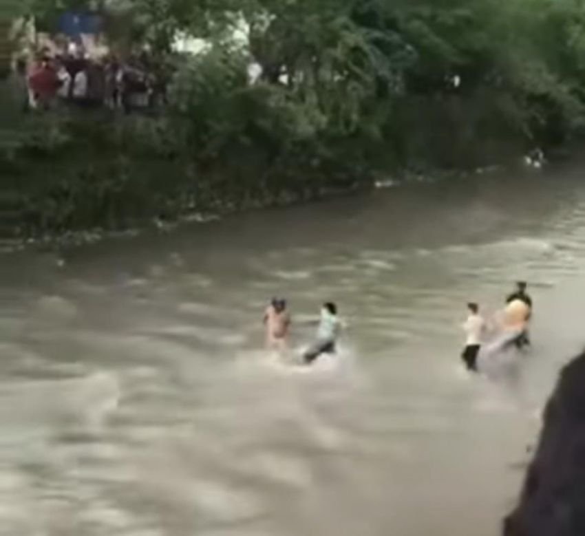 Kerusuhan Nepal Memanas: Menteri Keuangan Dipukuli dan Dibuang ke Sungai, PM Mengundurkan Diri