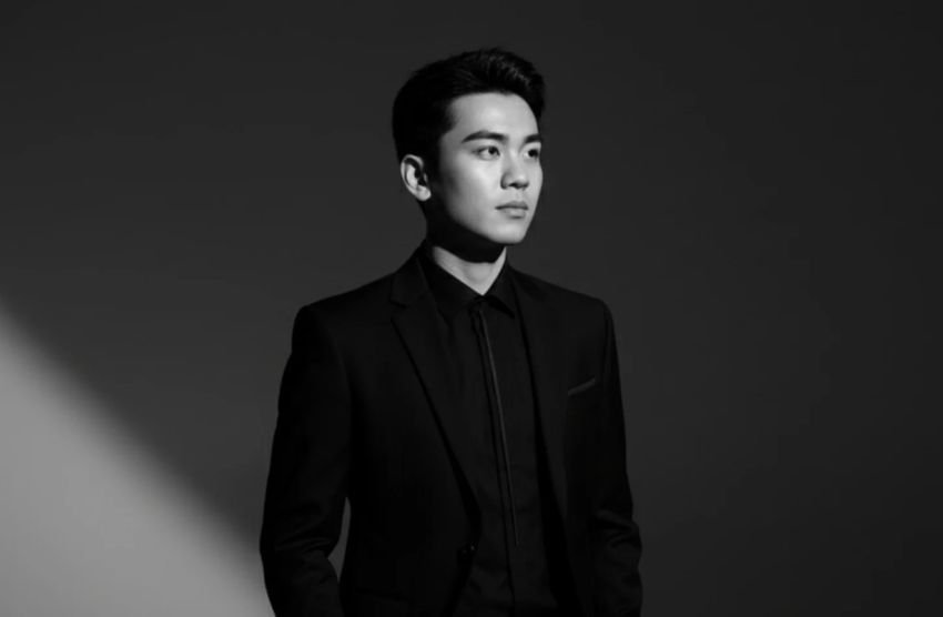 7 Prompt ChatGPT untuk Hasilkan Foto Hitam Putih yang Dramatis dan Viral