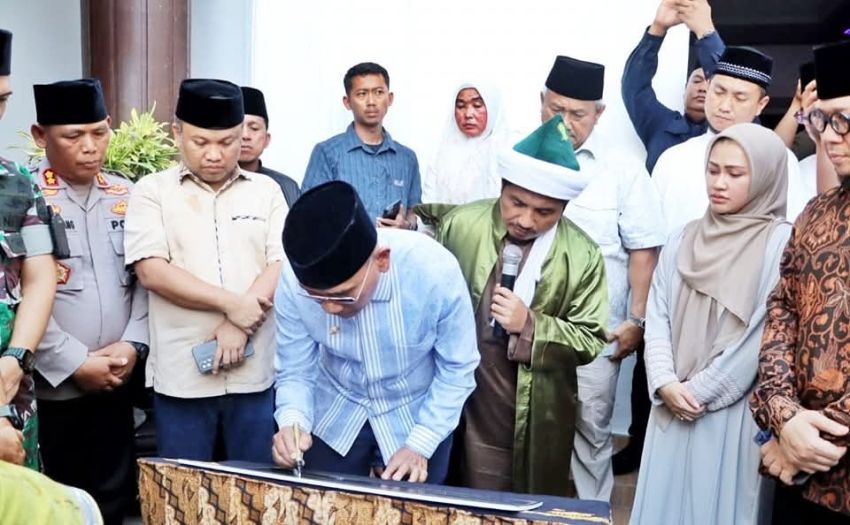 Bupati Simalungun Hadiri Haul ke-16 Tuan Guru Batak Syekh Abdurrahman Rajagukguk QS: "Akhlak dan Moral Harus Saling Beriringan"