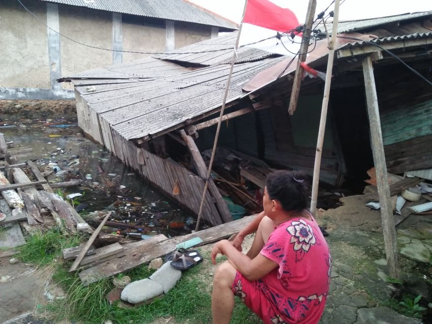 Nestapa Nelly, Rumah Rata Disapu Banjir Rob Panjang Selatan