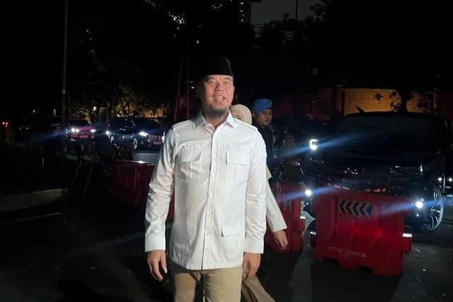 Fraksi Gerindra DPR RI Dikumpulkan di Rumah Prabowo, Ahmad Dhani: “Undangannya Lewat Grup WhatsApp”