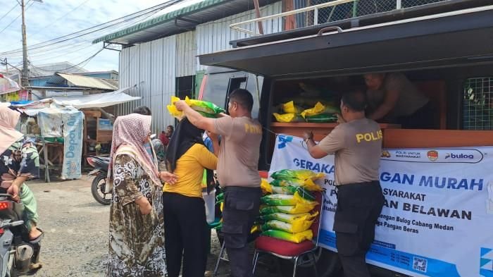 Polres Belawan Gelar Gerakan Pangan Murah, Warga Antusias Beli Beras SPHP Rp58.000